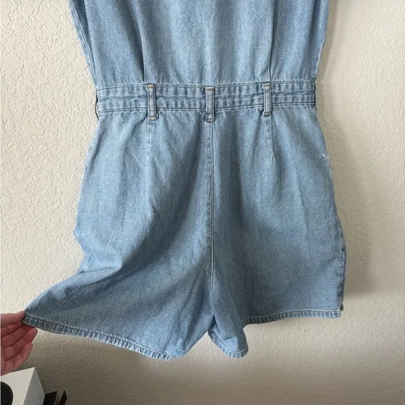 Gloria Vanderbilt - Denim Short Sleeve Dress/Romper - Size M - Perfect Condition - Picture 4 of 7